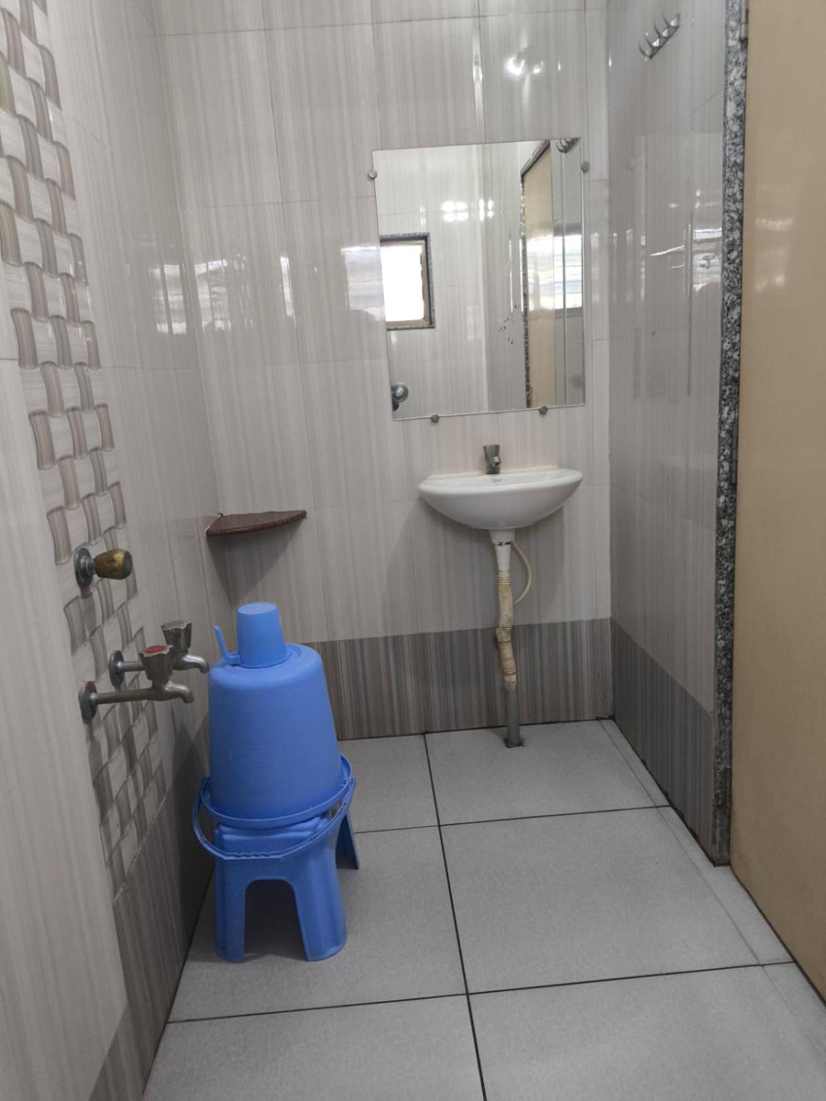 Hotel Yogiraj Shirdi Εξωτερικό φωτογραφία